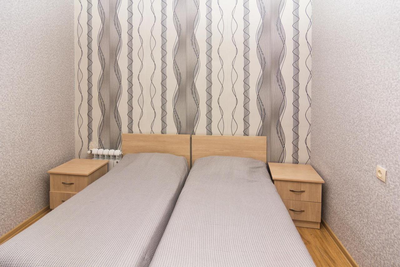 Apartment On Takaishvili Street Batoemi Buitenkant foto